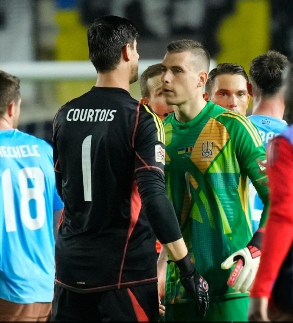 九游游戏中心-转会期体能课后；塞维利亚单刀错失备战欧超杯；球迷炸锅；资深球员宣示担当的简单介绍-九游游戏中心